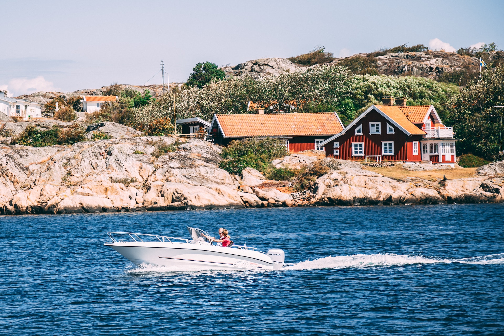 pontus-wellgraf-sikxAtk_2O8-unsplash (1)