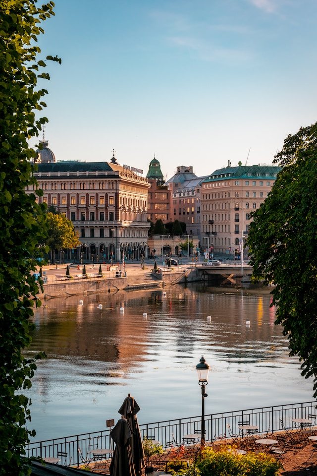 tom-podmore-qCSv7XMHy5I-unsplash (1)